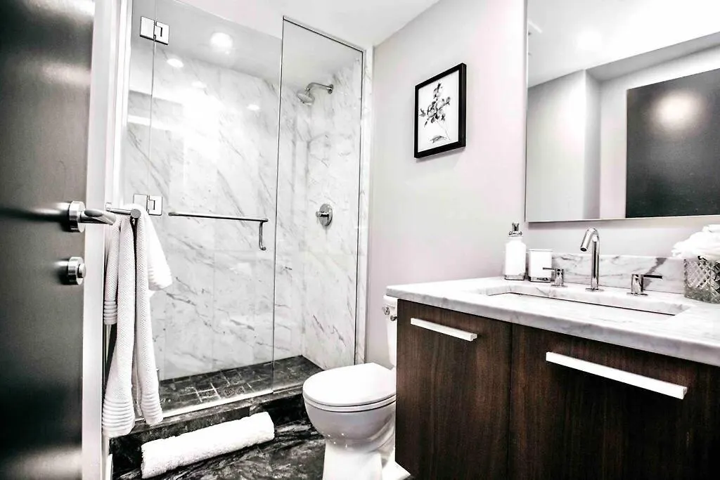 Διαμέρισμα Victoria'S Best Location 2 Bedroom Luxe Condo