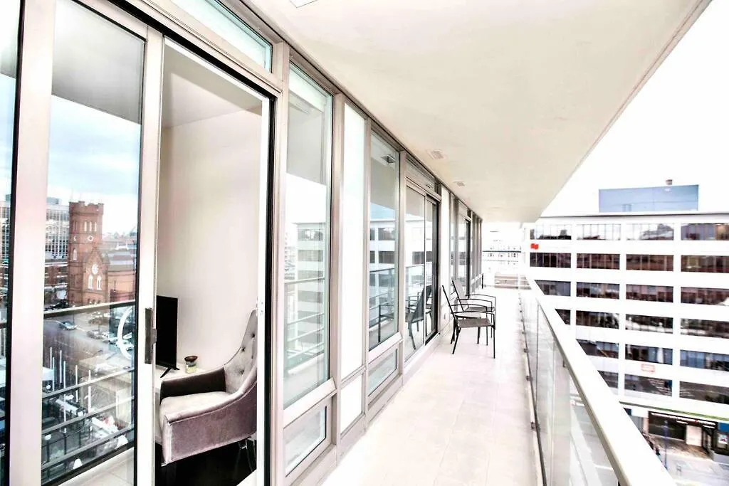Apartment Victoria'S Best Location 2 Bedroom Luxe Condo Canada