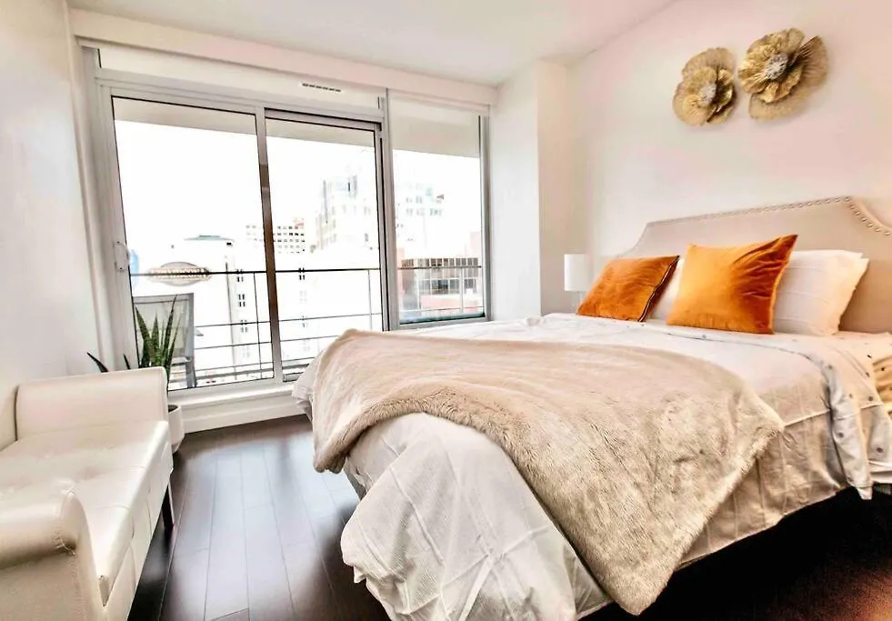 Apartment Victoria'S Best Location 2 Bedroom Luxe Condo